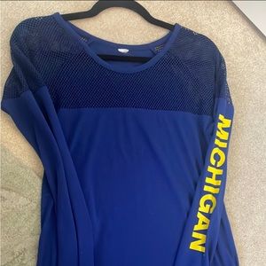 Women’s sportswear